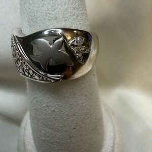 Sterling Silver Peace Dove Ring size 7